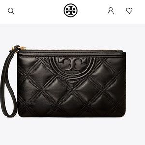 NWOT Tory Burch Fleming Soft Wristlet | Black 100% leather | Diamond logo quilt